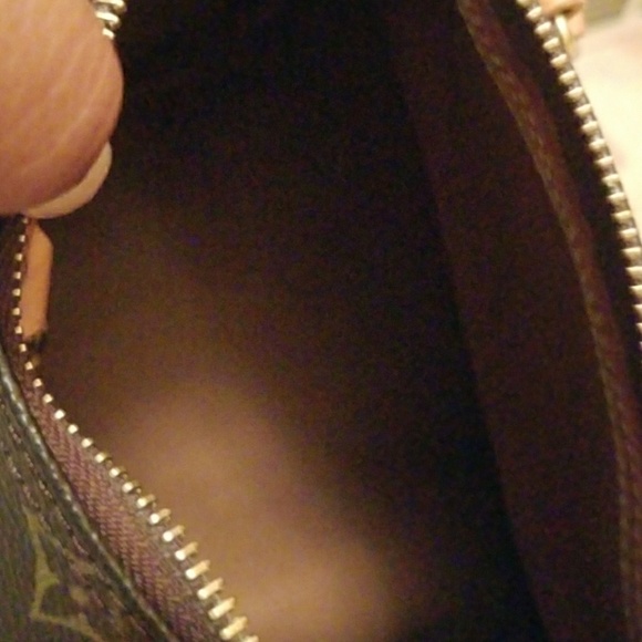 Purse - Picture 3 of 8